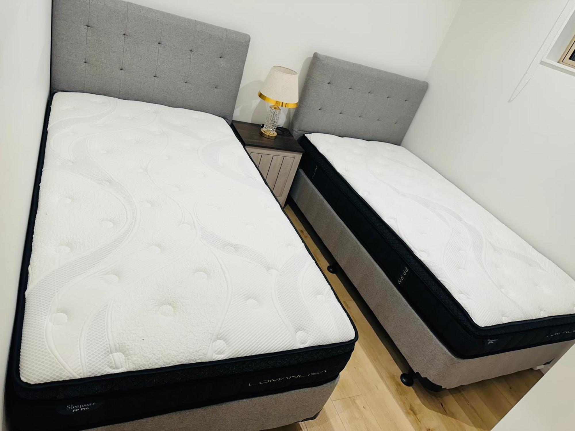 Otahuhu Town Centre Brand New Apartment 8B โอ๊คแลนด์ ภายนอก รูปภาพ