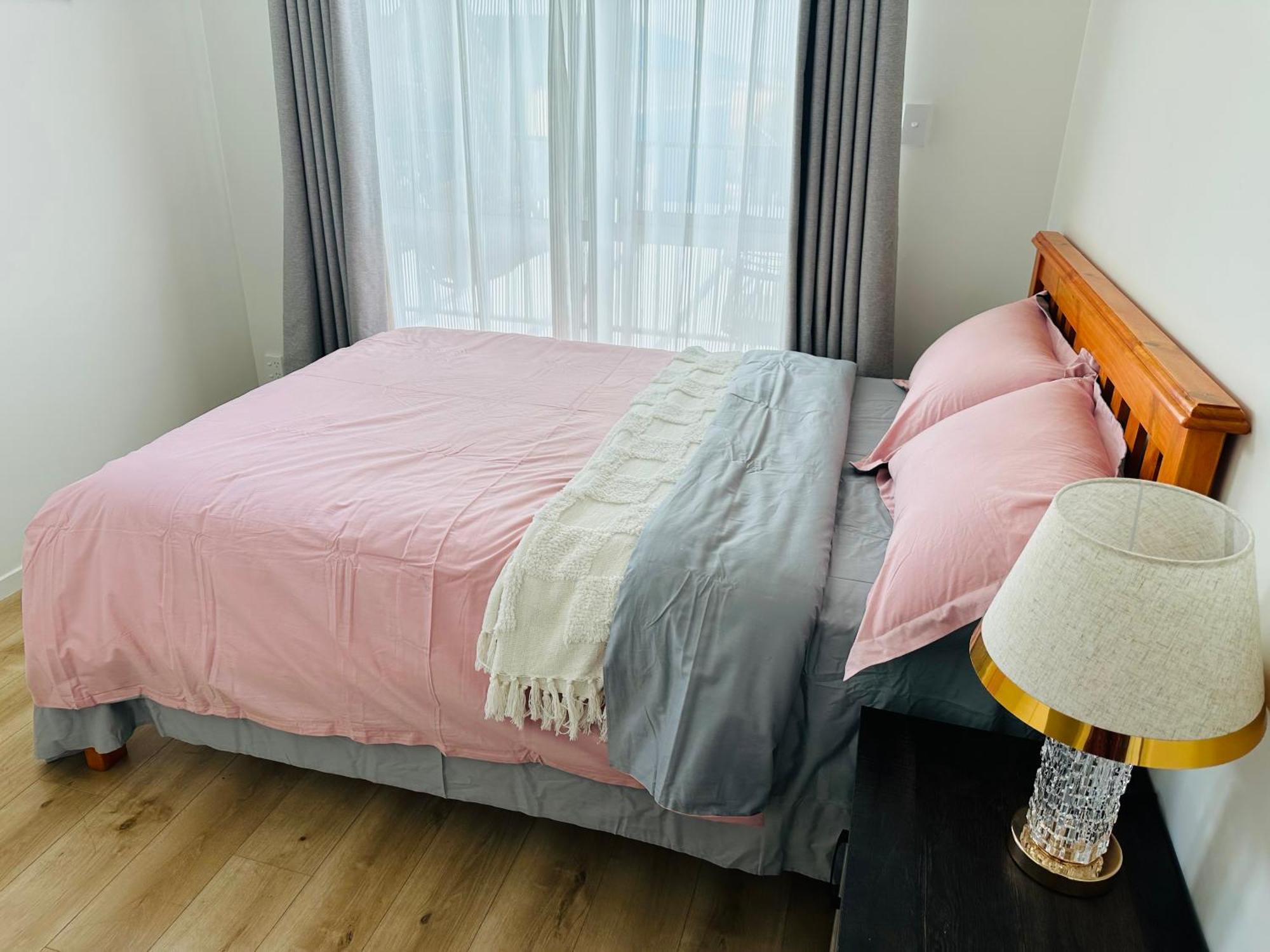 Otahuhu Town Centre Brand New Apartment 8B โอ๊คแลนด์ ภายนอก รูปภาพ